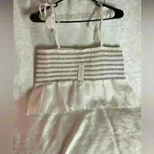 Francesca’s crop top NWT size XL